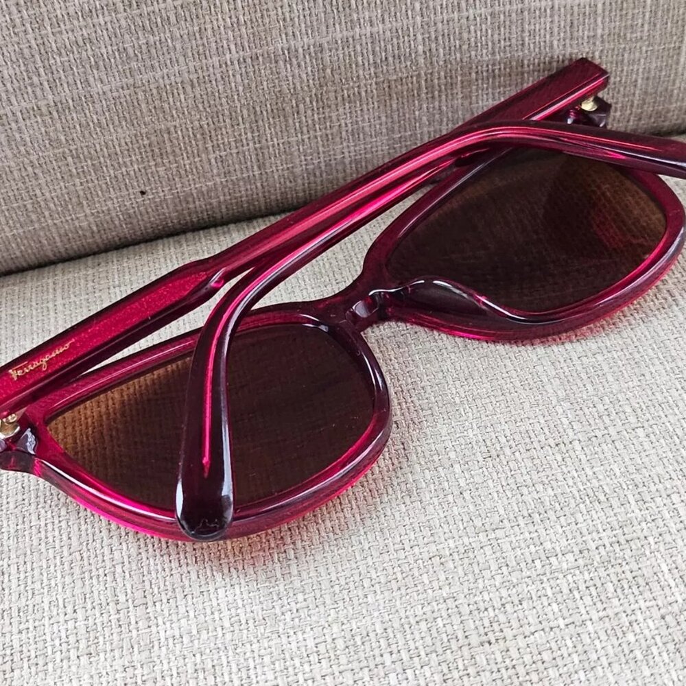Salvatore Ferragamo Women Sunglasses Burgundy SF815S 56[]17 140 Italy - Picture 5 of 12
